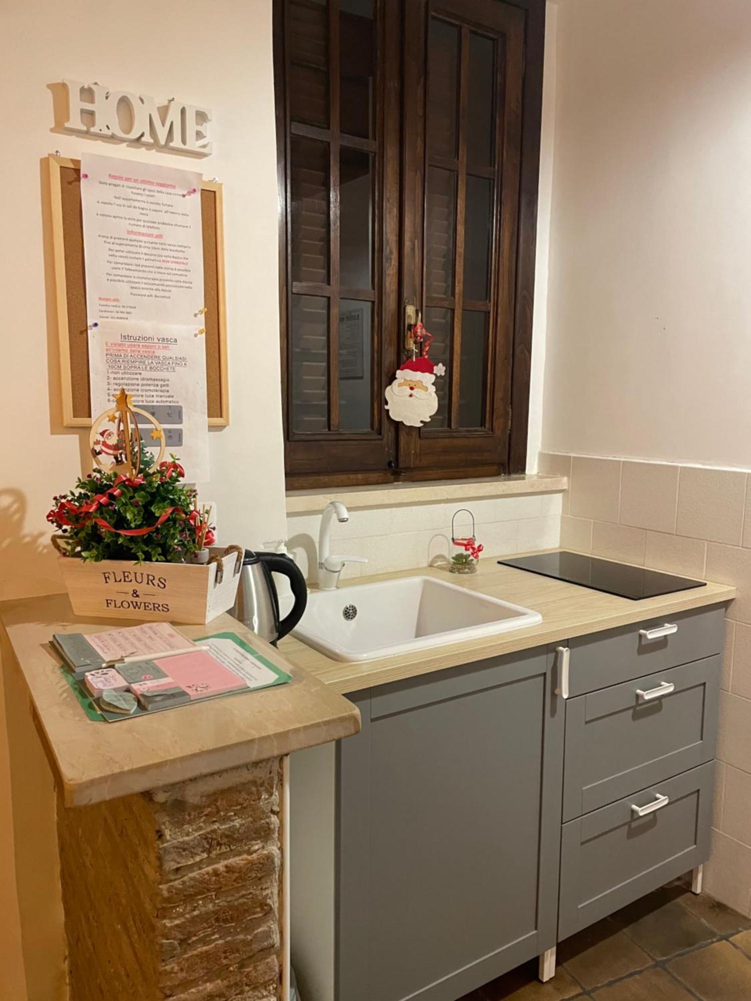 “La Casetta Nel Borgo” Cerveteri Extérieur photo